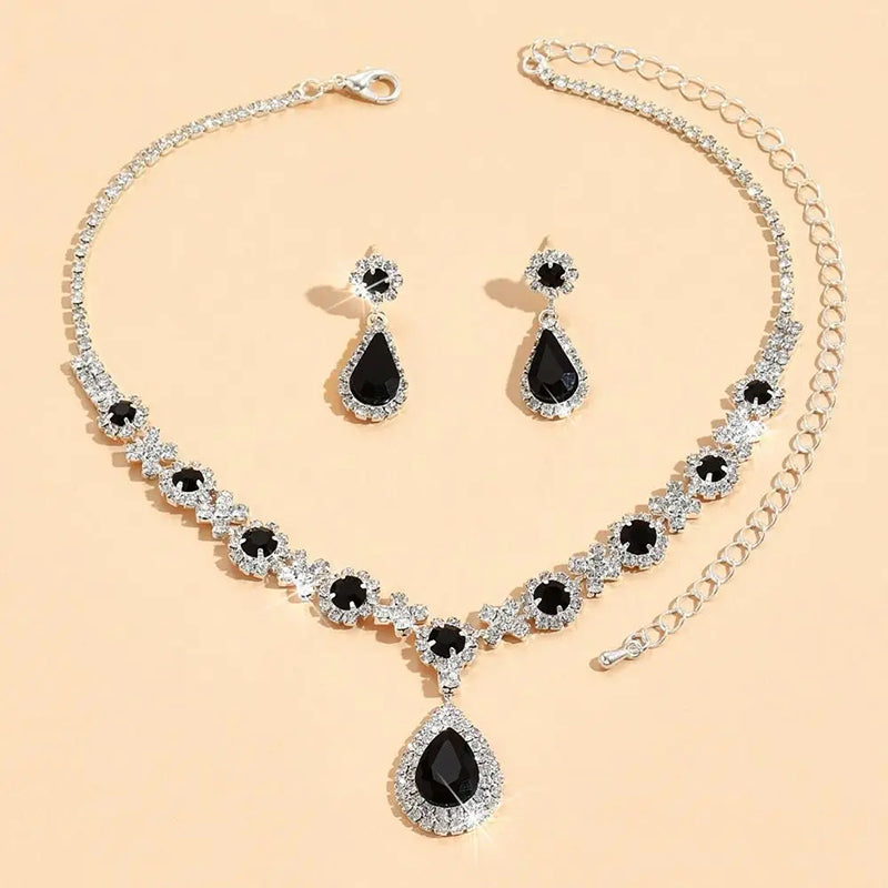 Elegant Jewelry Set with Necklace and Drop Earrings