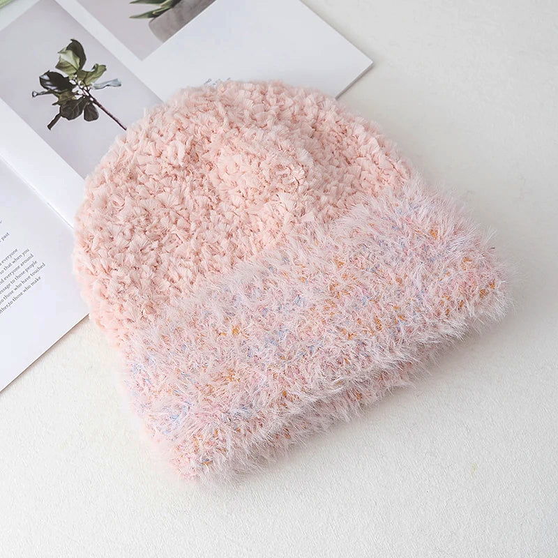 Women's Fluffy Beanie with Faux Fur Trim